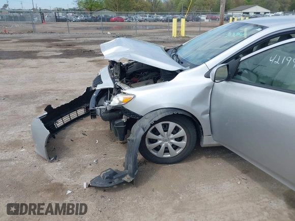2010 Toyota Corolla z VIN 1NXBU4EE5AZ213816, wystawiony jako IAAI lot #42199718 z przebiegiem 9 100 mil mil oraz . Historia ofert i sprzedaży dostępna na DreamBid. Obrazek 6.