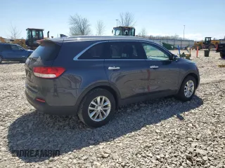 2016 Kia Sorento LX with VIN 5XYPG4A33GG005305, listed as a Copart auction lot 55771995 with 127,874 mi miles and Clean Title. Bid and sale history available at carsss.com. Image 3.