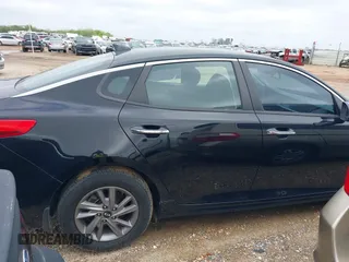 2020 Kia Optima LX with VIN 5XXGT4L34LG419202, listed as a IAAI auction lot 41380609 with 84,554 mi miles. Bid and sale history available at carsss.com. Image 13.