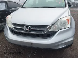 2011 Honda CR-V LX with VIN 5J6RE4H36BL073951, listed as a IAAI auction lot 41880443 with 195,024 mi miles. Bid and sale history available at carsss.com. Image 6.