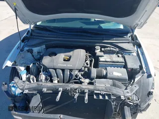 2018 Hyundai Elantra SEL with VIN 5NPD84LFXJH269418, listed as a IAAI auction lot 41205109 with 114,270 mi miles and . Bid and sale history available at DreamBid. Image 10.