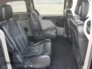 2011 Chrysler Town & Country Limited with VIN 2A4RR6DG4BR616911, listed as a Copart auction lot 83353704 with 204,731 mi miles and Clean Title. Bid and sale history available at carsss.com. Image 11.