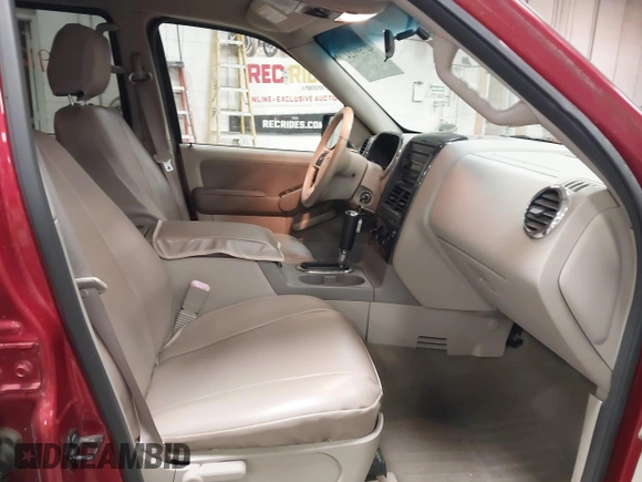 2007 Ford Explorer XLT with VIN 1FMEU73E97UB15897, listed as a IAAI auction lot 42759124 with 113,546 mi miles and . Bid and sale history available at DreamBid. Image 5.