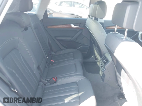 2023 Audi Q5 S line Premium Plus z VIN WA1EAAFY7P2125446, wystawiony jako IAAI lot #42374440 z przebiegiem 24 682 mil mil oraz . Historia ofert i sprzedaży dostępna na DreamBid. Obrazek 8.