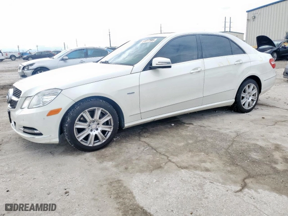 2012 Mercedes-Benz E-Class E 350 Luxury with VIN WDDHF5KB0CA523763, listed as a Copart auction lot 51017595 with 188,884 mi miles and Salvage Title. Bid and sale history available at carsss.com. Image 1.