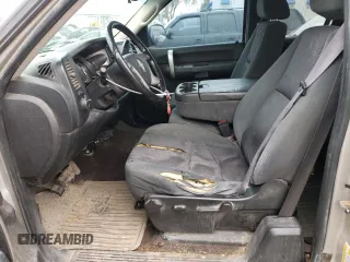2009 GMC Sierra 1500 SLE with VIN 1GTEK29J99Z138801, listed as a Copart auction lot 79012214 with 179,748 mi miles and Salvage Title. Bid and sale history available at carsss.com. Image 7.