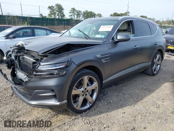 2023 Genesis GV80 z VIN KMUHCESC2PU127234, wystawiony jako IAAI lot #42076050 z przebiegiem 24 281 mil mil oraz . Historia ofert i sprzedaży dostępna na DreamBid. Obrazek 19.