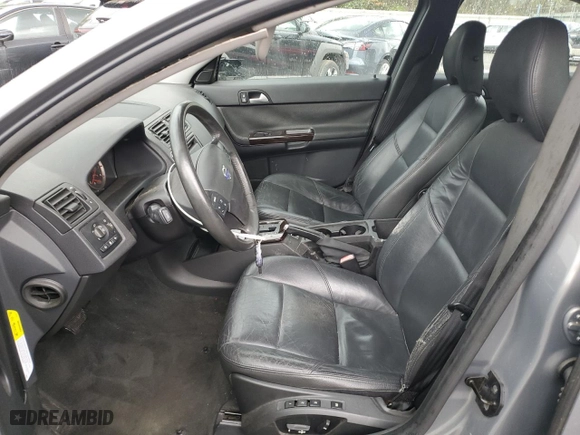 2004 Volvo S40 with VIN YV1MS682942012401, listed as a Copart auction lot 72718134 with NaN miles and Salvage Title. Bid and sale history available at carsss.com. Image 7.