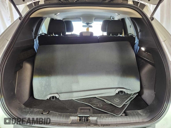 2020 Ford Escape SE with VIN 1FMCU9G6XLUB45183, listed as a IAAI auction lot 42400283 with 90,830 mi miles and . Bid and sale history available at DreamBid. Image 1.