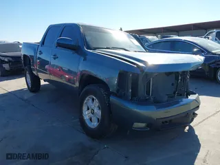 2007 Chevrolet Silverado 1500 LTZ with VIN 2GCEK13Y371690431, listed as a IAAI auction lot 41407104 with 256,746 mi miles. Bid and sale history available at carsss.com. Image 1.