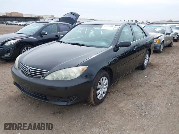 2005 Toyota Camry STD z VIN 4T1BE32K65U383111, wystawiony jako IAAI lot #41735806 z przebiegiem 115 285 mil mil oraz . Historia ofert i sprzedaży dostępna na DreamBid. Obrazek 17.