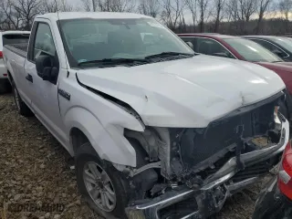 2019 Ford F-150 XL with VIN 1FTMF1C50KKC79325, listed as a Copart auction lot 84731164 with 100,643 mi miles and Salvage Title. Bid and sale history available at carsss.com. Image 4.