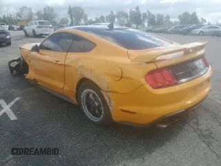 2022 Ford Mustang GT with VIN 1FA6P8CF8N5142200, listed as a Copart auction lot 45056715 with 40,672 mi miles and Salvage Title. Bid and sale history available at carsss.com. Image 2.