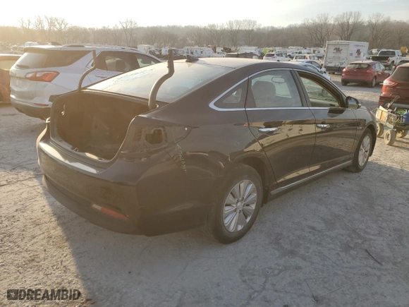 2017 Hyundai Sonata Hybrid SE with VIN KMHE24L13HA054874, listed as a Copart auction lot 47503095 with 0 mi miles and Salvage Title. Bid and sale history available at carsss.com. Image 3.
