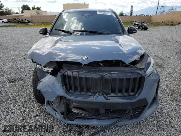 2023 BMW X1 xDrive28i z VIN WBX73EF00P5W09504, wystawiony jako Copart lot #51855325 z przebiegiem 37 759 mil mil oraz Szkoda całkowita • Salvage title. Historia ofert i sprzedaży dostępna na DreamBid. Obrazek 5.