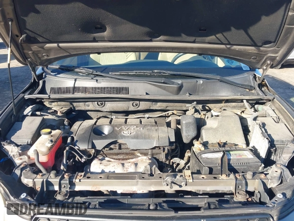 2010 Toyota RAV4 with VIN JTMBF4DV0A5031581, listed as a IAAI auction lot 41714611 with 186,814 mi miles. Bid and sale history available at carsss.com. Image 10.