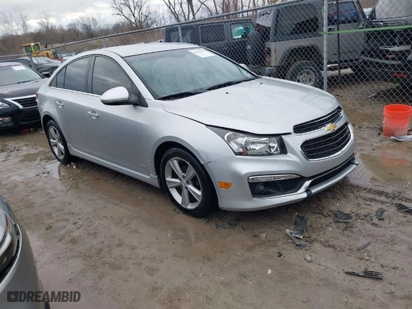 2015 Chevrolet Cruze LT with VIN 1G1PE5SB5F7113933, listed as a IAAI auction lot 41822629 with 100,576 mi miles. Bid and sale history available at carsss.com. Image 1.