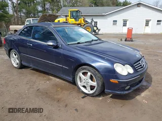 2004 Mercedes-Benz CLK Cabriolet 5.0L with VIN WDBTK75G94T023222, listed as a IAAI auction lot 42005920 with 203,524 mi miles. Bid and sale history available at carsss.com. Image 1.