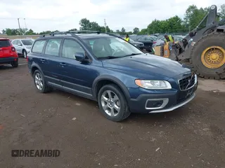 2009 Volvo XC70 3.2L z VIN YV4BZ982691051001, wystawiony jako IAAI lot #42547049 z przebiegiem 198 111 mil mil oraz . Historia ofert i sprzedaży dostępna na DreamBid. Obrazek 1.