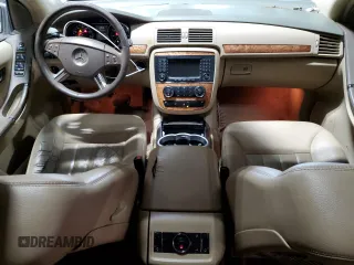 2006 Mercedes-Benz R-Class 3.5L with VIN 4JGCB65E86A027508, listed as a Copart auction lot 48295135 with 185,905 mi miles and Non Repairable. Bid and sale history available at carsss.com. Image 8.