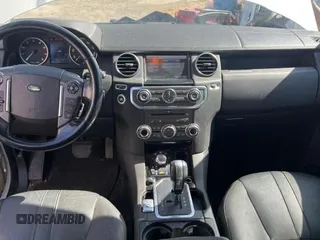 2010 Land Rover LR4 HSE с VIN SALAG2D4XAA542722, выставлен на аукционе Copart как лот 52212215 с пробегом 153 487 миль миль и Чистый • Clean title. История ставок и продаж доступна на DreamBid. Изображение 9.