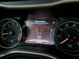 2014 Jeep Cherokee Limited with VIN 1C4PJMDS1EW266615, listed as a Copart auction lot 51103455 with 84,557 mi miles and Salvage Title. Bid and sale history available at carsss.com. Image 9.