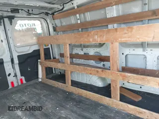 2015 Ford Transit Cargo z VIN 1FTNR1ZM1FKA46909, wystawiony jako IAAI lot #42092389 z przebiegiem 216 806 mil mil oraz . Historia ofert i sprzedaży dostępna na DreamBid. Obrazek 8.