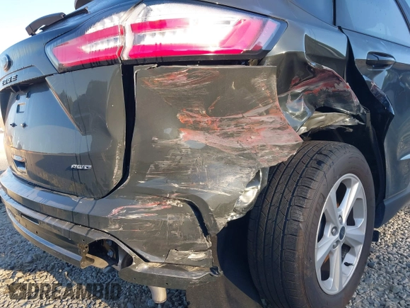 2024 Ford Edge SE with VIN 2FMPK4G99RBB24148, listed as a IAAI auction lot 41694102 with 16,016 mi miles and . Bid and sale history available at DreamBid. Image 6.