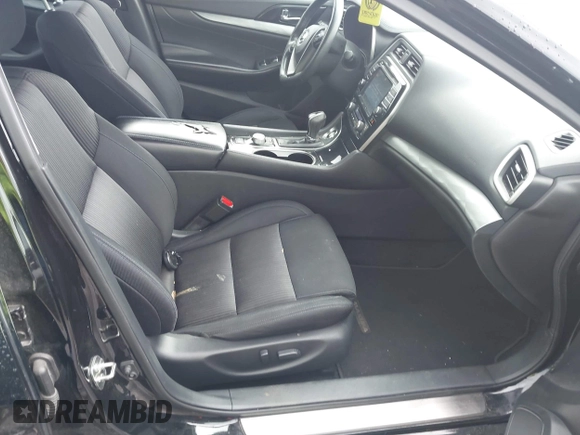 2017 Nissan Maxima Platinum with VIN 1N4AA6AP6HC400662, listed as a IAAI auction lot 42446516 with 128,938 mi miles and . Bid and sale history available at DreamBid. Image 5.