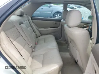 1998 Lexus ES 300 with VIN JT8BF28G4W5021187, listed as a Copart auction lot 60317445 with 258,403 mi miles and Salvage title. Bid and sale history available at DreamBid. Image 10.
