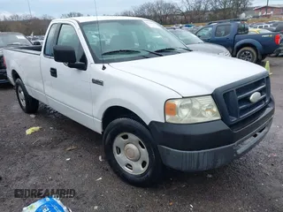 2008 Ford F-150 XL with VIN 1FTRF12208KE92684, listed as a IAAI auction lot 41404112 with 269,854 mi miles. Bid and sale history available at carsss.com. Image 1.