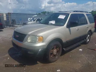 2005 Ford Expedition Special Service with VIN 1FMPU16515LA92006, listed as a IAAI auction lot 42707230 with 187,411 mi miles and . Bid and sale history available at DreamBid. Image 2.