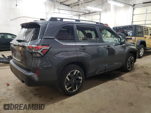 2025 Subaru Forester Limited with VIN JF2SLDNC3SH438141, listed as a Copart auction lot 51324185 with 2,521 mi miles and Salvage Title. Bid and sale history available at carsss.com. Image 3.