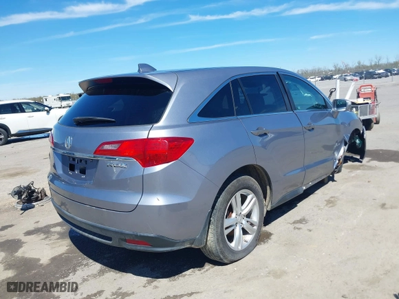 2013 Acura RDX with VIN 5J8TB3H31DL013837, listed as a IAAI auction lot 41808129 with 137,789 mi miles. Bid and sale history available at carsss.com. Image 4.