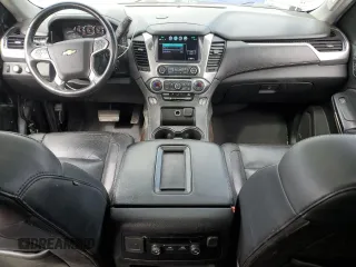 2019 Chevrolet Suburban LT z VIN 1GNSKHKC8KR306927, wystawiony jako Copart lot #52399565 z przebiegiem 121 966 mil mil oraz Szkoda całkowita • Salvage title. Historia ofert i sprzedaży dostępna na DreamBid. Obrazek 8.