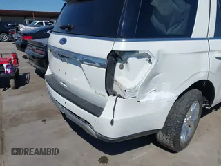 2021 Ford Expedition XLT z VIN 1FMJU1HT6MEA89025, wystawiony jako IAAI lot #42232063 z przebiegiem 46 854 mil mil oraz . Historia ofert i sprzedaży dostępna na DreamBid. Obrazek 18.