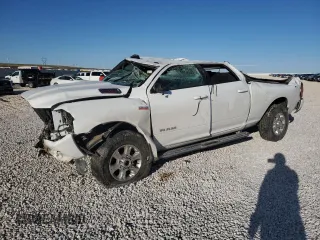 2019 Ram 2500 Big Horn z VIN 3C6UR5DJ1KG697868, wystawiony jako Copart lot #52590315 z przebiegiem Nie podano mil oraz Szkoda całkowita • Salvage title. Historia ofert i sprzedaży dostępna na DreamBid. Obrazek 1.