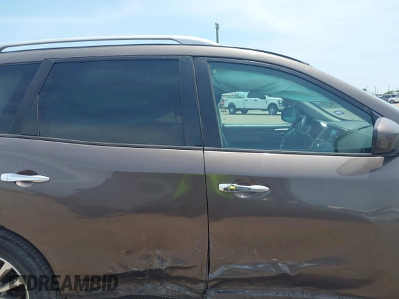 2015 Nissan Pathfinder SV с VIN 5N1AR2MN1FC657467, выставлен на аукционе IAAI как лот 42242960 с пробегом 175 053 миль миль и . История ставок и продаж доступна на DreamBid. Изображение 13.