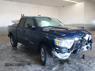 2022 Ram 1500 Big Horn z VIN 1C6SRFBTXNN134167, wystawiony jako IAAI lot #41427090 z przebiegiem 24 104 mil mil oraz . Historia ofert i sprzedaży dostępna na DreamBid. Obrazek 1.