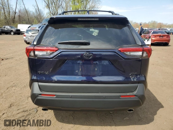 2025 Toyota RAV4 XLE Premium z VIN 2T3A1RFV4SW513551, wystawiony jako Copart lot #54140275 z przebiegiem 1 480 mil mil oraz Szkoda całkowita • Salvage title. Historia ofert i sprzedaży dostępna na DreamBid. Obrazek 6.