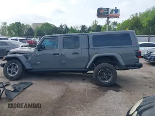 2021 Jeep Gladiator Rubicon with VIN 1C6JJTBG8ML619972, listed as a IAAI auction lot 42057805 with 37,875 mi miles and . Bid and sale history available at DreamBid. Image 15.
