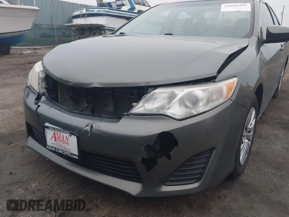 2012 Toyota Camry L with VIN 4T1BF1FK7CU528875, listed as a IAAI auction lot 41688301 with 107,694 mi miles. Bid and sale history available at carsss.com. Image 6.