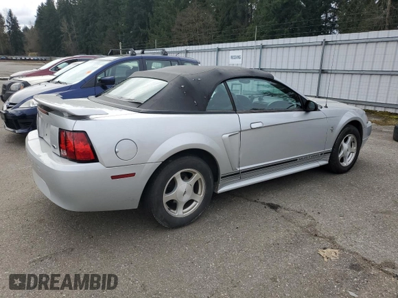 2001 Ford Mustang Deluxe with VIN 1FAFP44441F254874, listed as a Copart auction lot 48223235 with 201,512 mi miles and Clean title. Bid and sale history available at DreamBid. Image 3.
