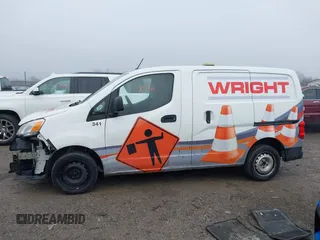 2016 Nissan NV200 S z VIN 3N6CM0KN3GK692300, wystawiony jako IAAI lot #41098566 z przebiegiem 128 217 mil mil oraz . Historia ofert i sprzedaży dostępna na DreamBid. Obrazek 14.
