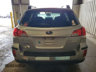 2010 Subaru Outback Premium All-Weather Anniversary z VIN 4S4BRBCC4A3353109, wystawiony jako Copart lot #60268565 z przebiegiem 135 047 mil mil oraz Szkoda całkowita • Salvage title. Historia ofert i sprzedaży dostępna na DreamBid. Obrazek 6.
