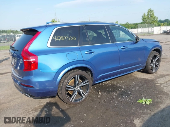 2019 Volvo XC90 R-Design z VIN YV4A22PM5K1429793, wystawiony jako IAAI lot #42284500 z przebiegiem 62 028 mil mil oraz . Historia ofert i sprzedaży dostępna na DreamBid. Obrazek 4.