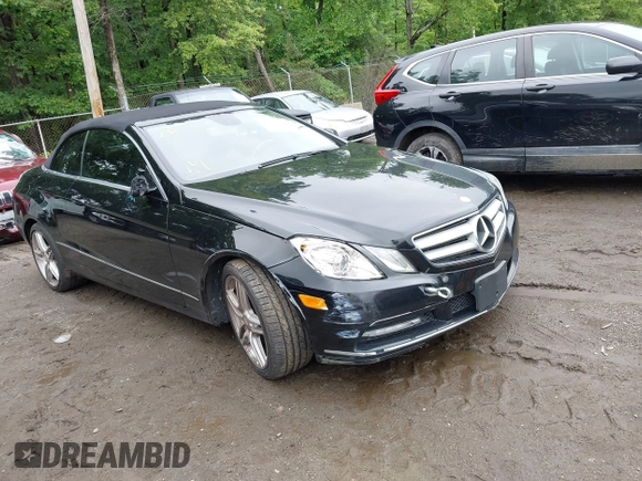 2013 Mercedes-Benz E 350 с VIN WDDKK5KF3DF185509, выставлен на аукционе IAAI как лот 42371512 с пробегом 152 462 миль миль и . История ставок и продаж доступна на DreamBid. Изображение 1.