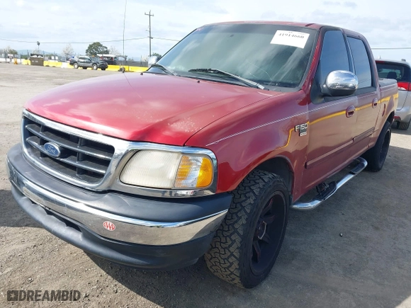 2001 Ford F-150 SuperCrew XLT with VIN 1FTRW07L71KD64069, listed as a IAAI auction lot 41914660 with 1 mi miles. Bid and sale history available at carsss.com. Image 2.