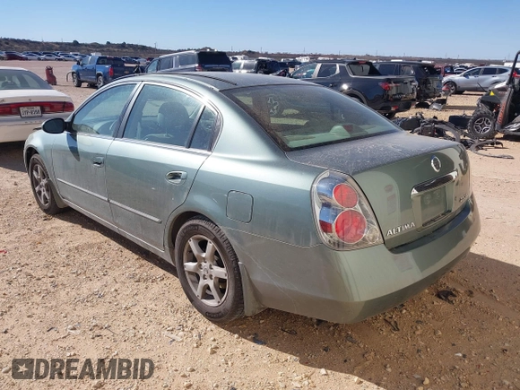 2005 Nissan Altima 2.5 S with VIN 1N4AL11D05N404581, listed as a IAAI auction lot 41721045 with 92,914 mi miles. Bid and sale history available at carsss.com. Image 3.