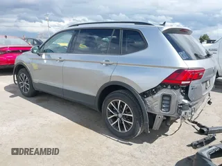 2021 Volkswagen Tiguan S with VIN 3VV1B7AX1MM070775, listed as a IAAI auction lot 41788112 with 22,107 mi miles and . Bid and sale history available at DreamBid. Image 3.